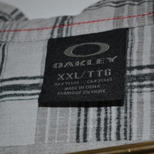 Oakley button-up short sleeve